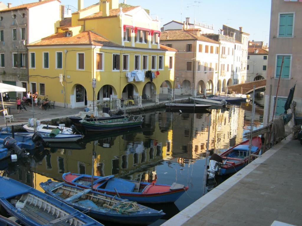 Bed and Breakfast Casa Di Carlo Goldoni - Dimora Storica Chioggia Exterior foto